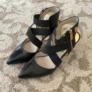 Michael Kors black pointed toe heels size womens 7